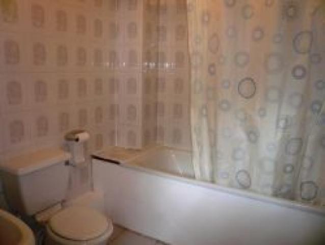 			2 Bedroom, 1 bath, 1 reception Flat			 Walm Lane, WILLESDEN GREEN